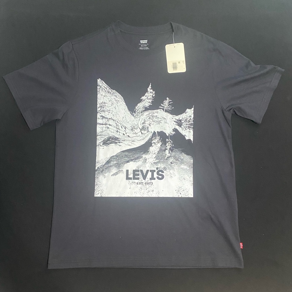 Levi’s Tee shirt